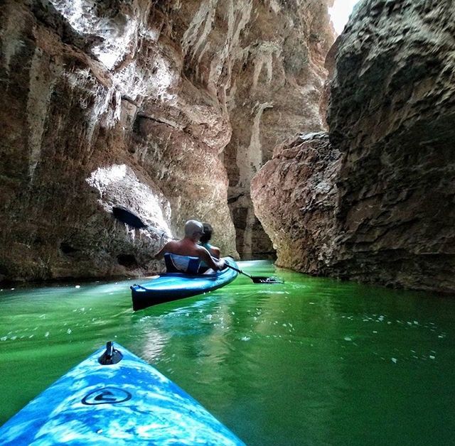 canyon del Novella in canoa