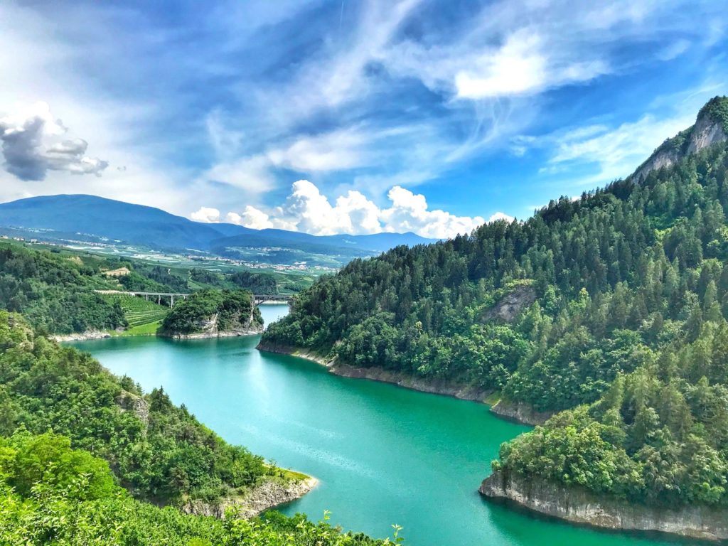 vista su lago di santa giustina