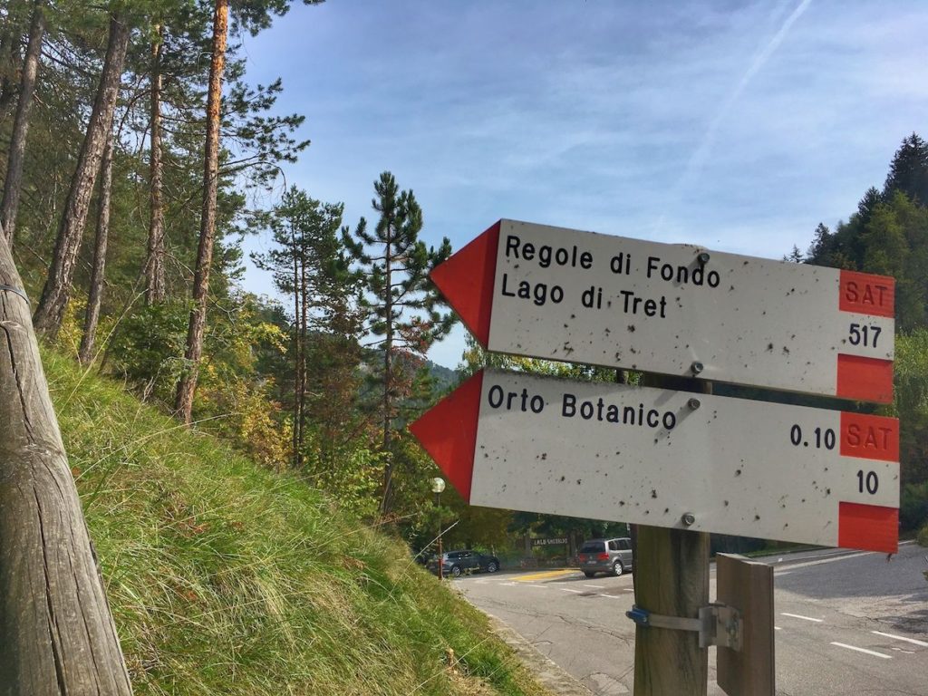 sentiero-dell-erica-fondo-lago smeraldo