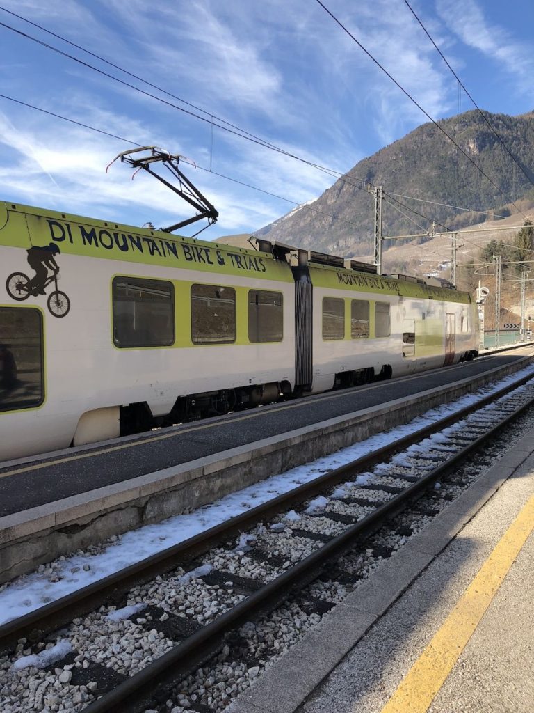 come arrivare in val di non in treno