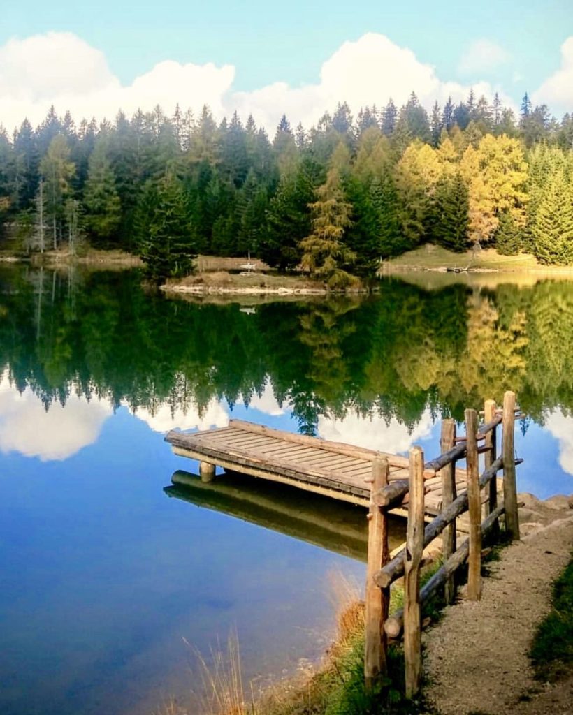 escursioni in val di non in autunno-lago di tret