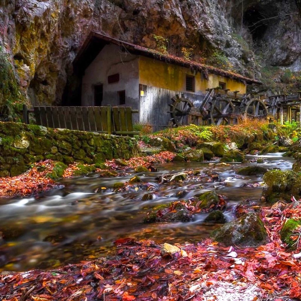 passeggiate d autunno in val di non-mulino di fondo