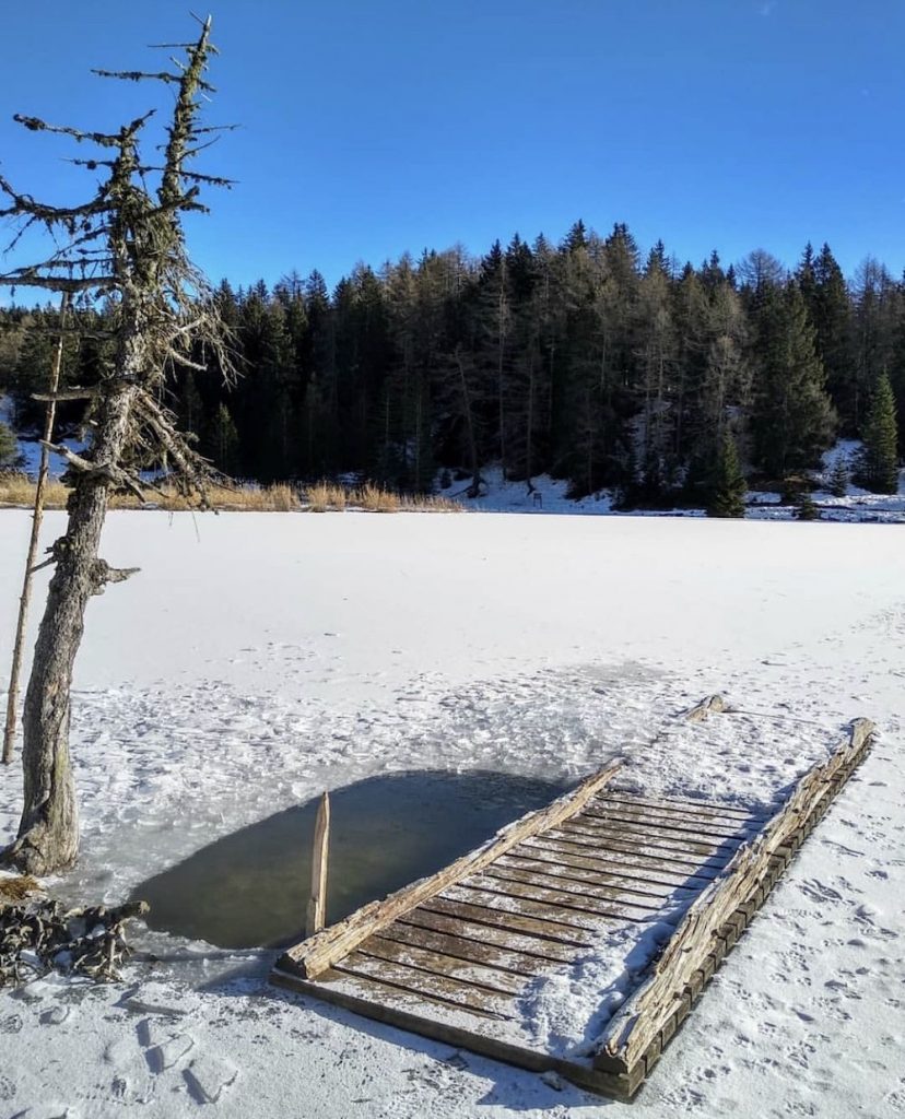 lago di Tret in inverno