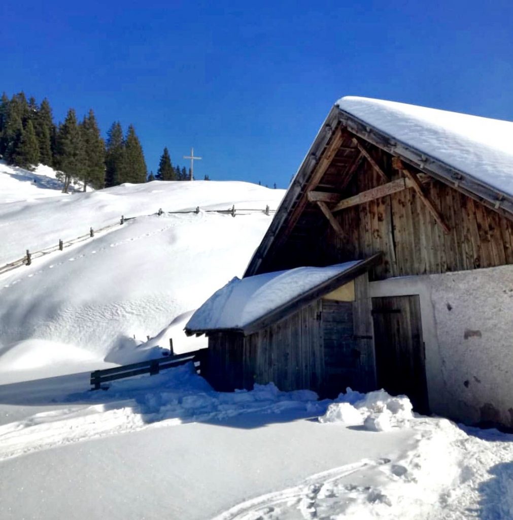 malga di lauregno in inverno-percorsi con le ciaspole in Val di Non