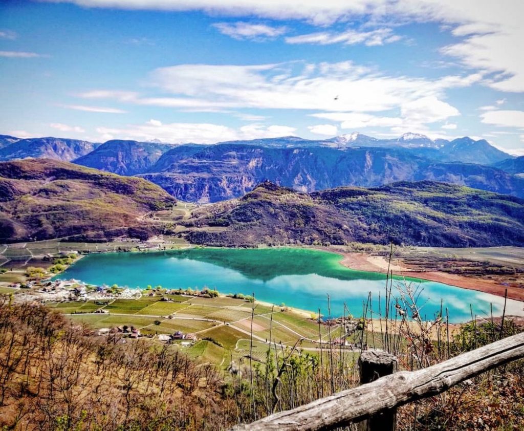 lago di Caldaro in primavera