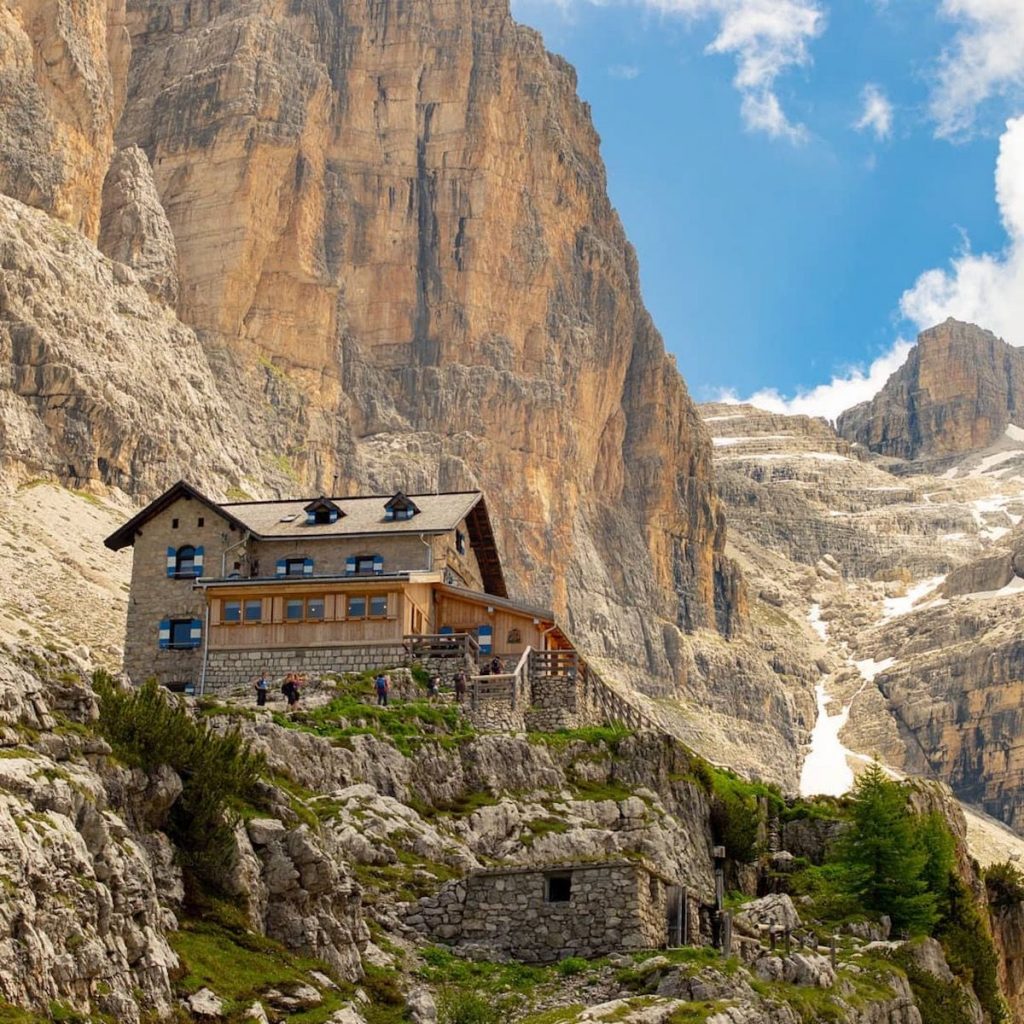 rifugio Tuckett e Quintino Sella-Dolomiti di Brenta