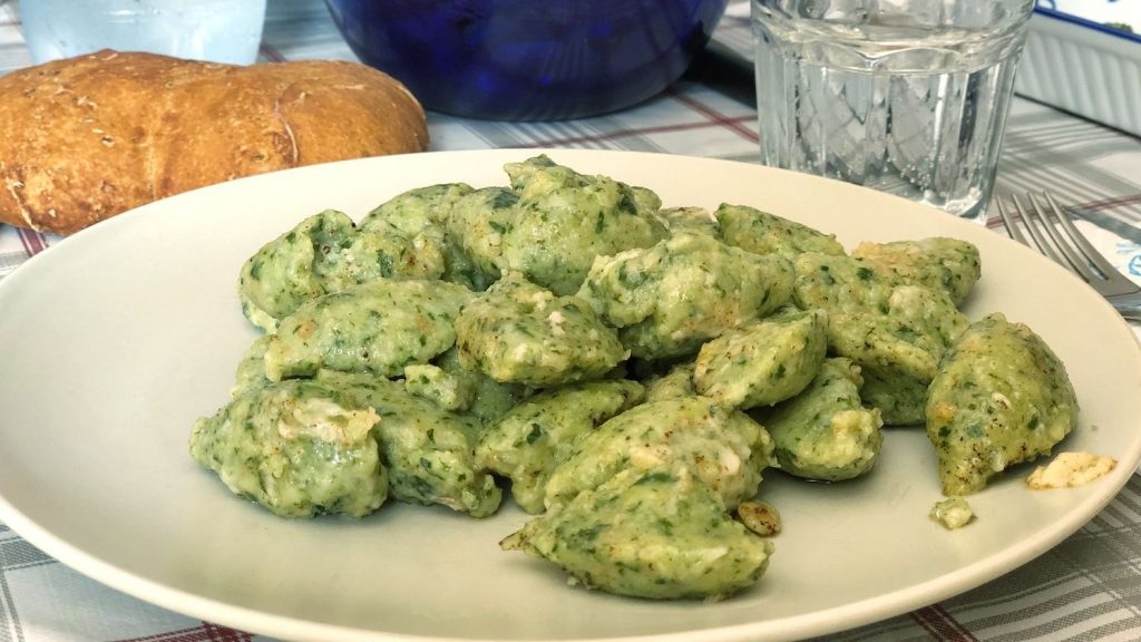 strangolapreti alla trentina con spinaci