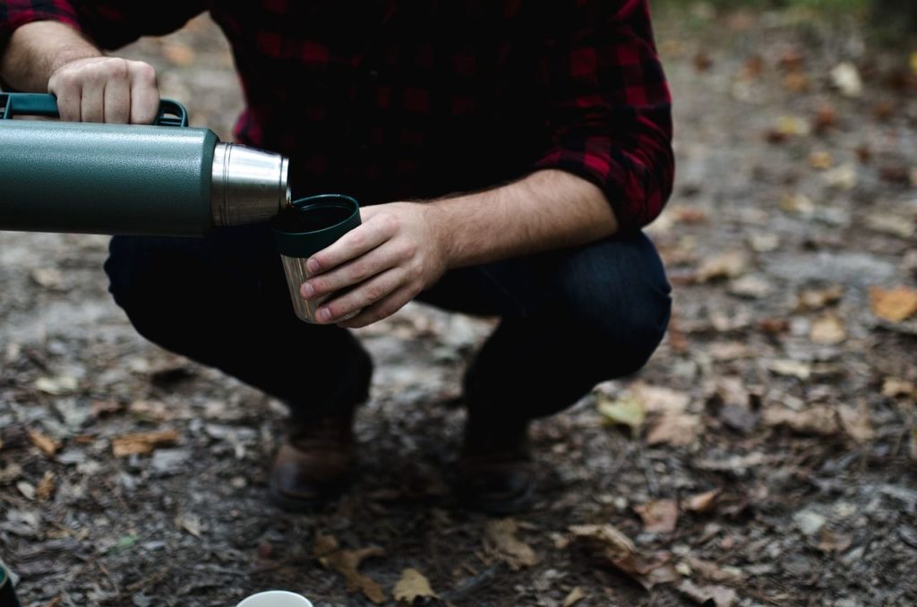 cosa bere in montagna-thermos