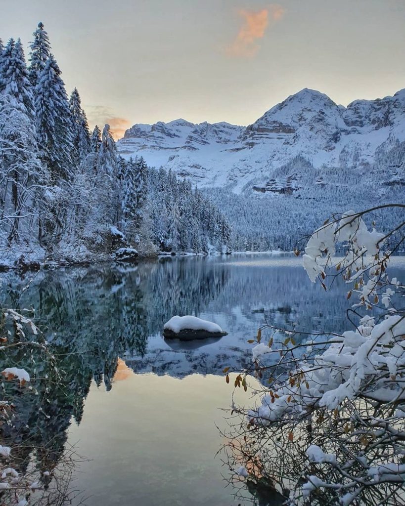 nevicata di novembre lago di tovel