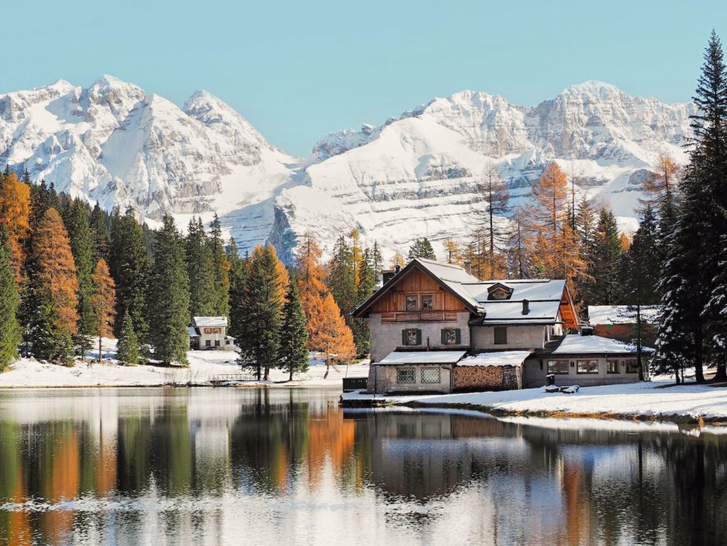 lago di nambino neve