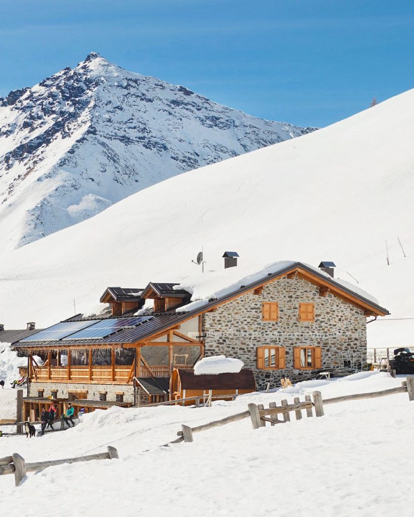 malga monte sole in inverno