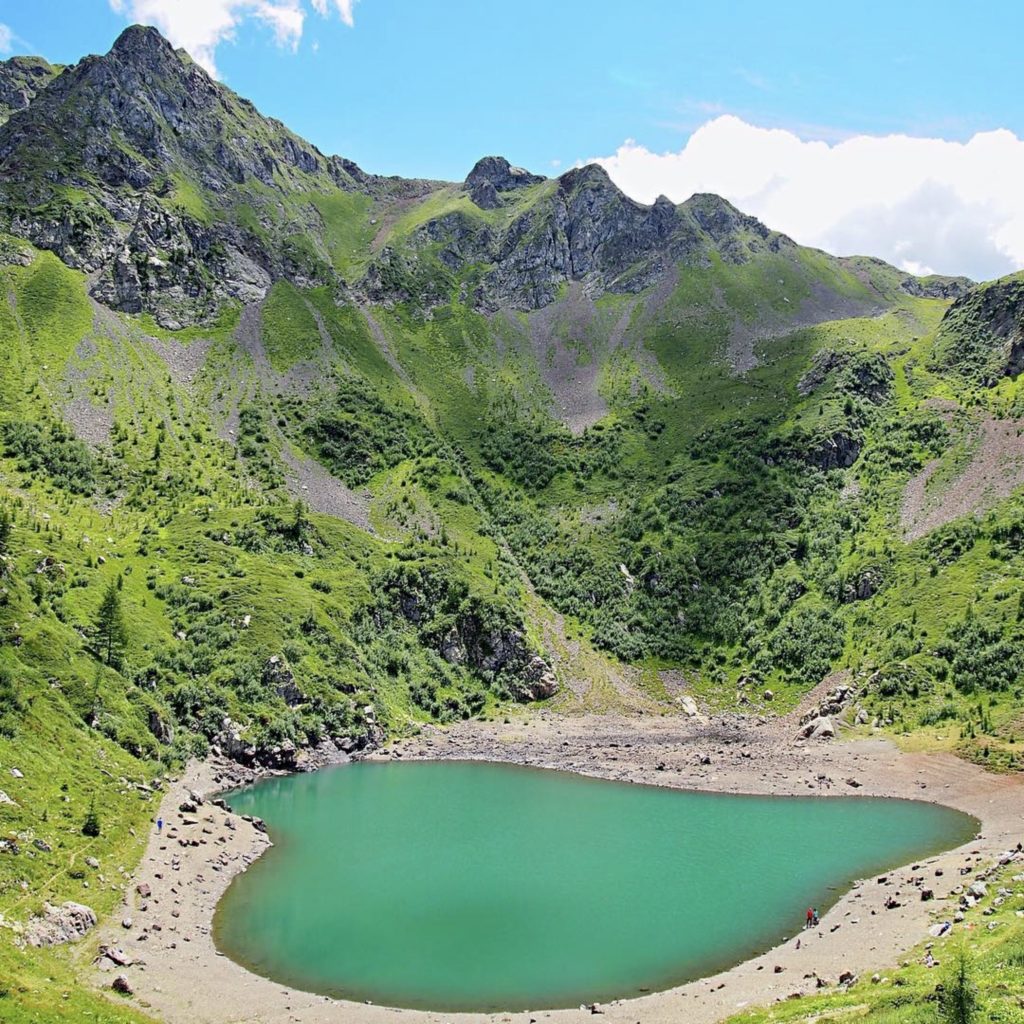 lago di erdemolo-lago a cuore