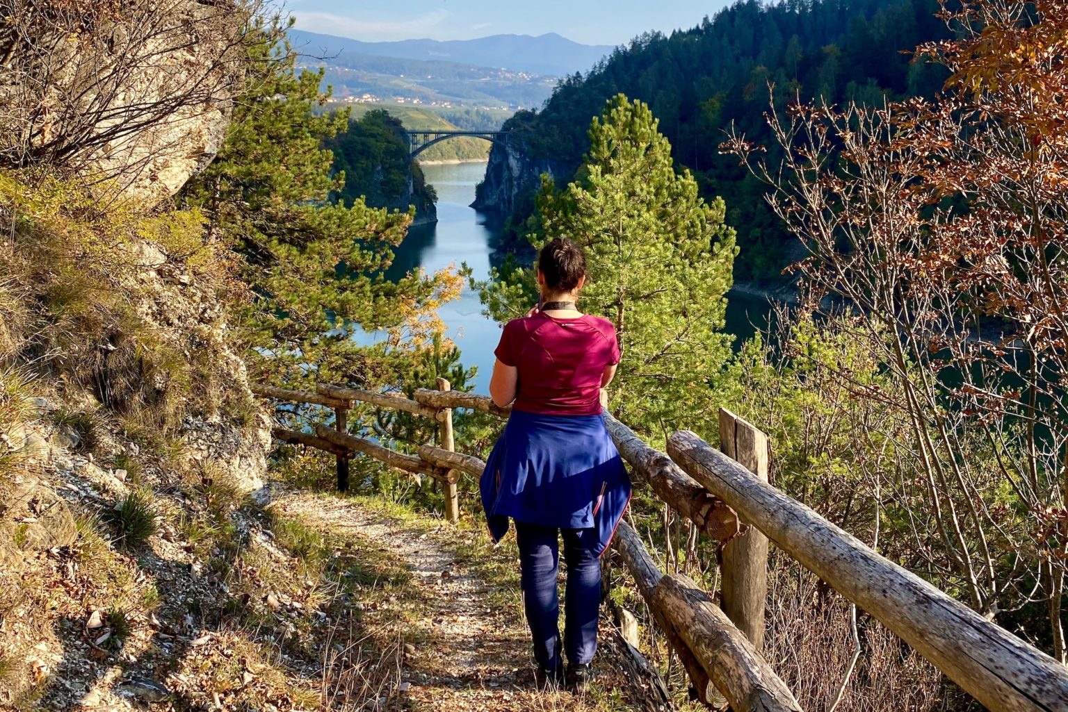 Eremo Di San Gallo Passeggiata Con Vista Sul Lago Di Santa Giustina eremo-di-san-gallo-passeggiata-con-vista-sul-lago-di-santa-giustina