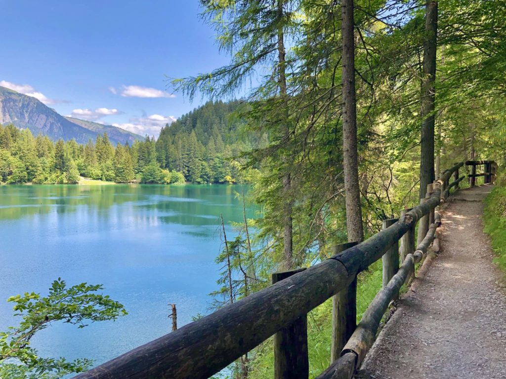 sentiero giro del lago di tovel