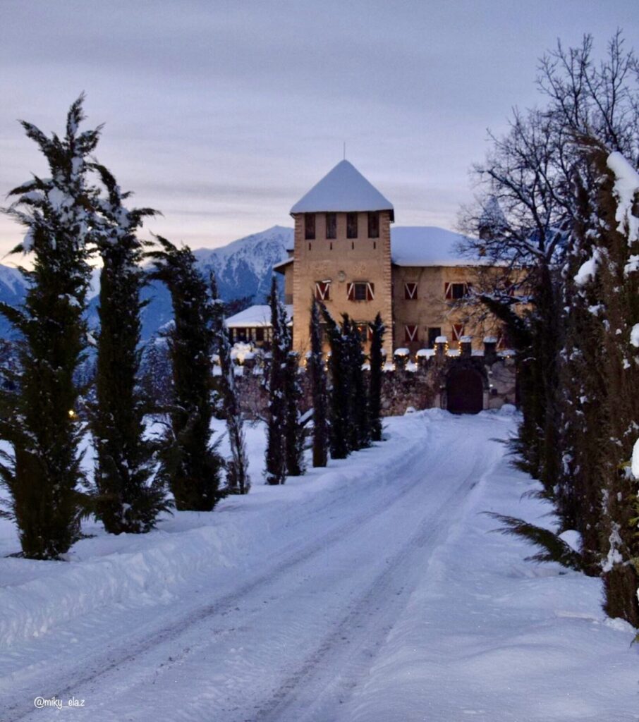 castel malgolo sotto la neve