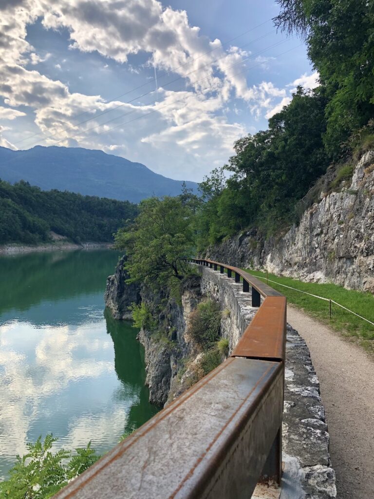 le plaze lago di santa giustina