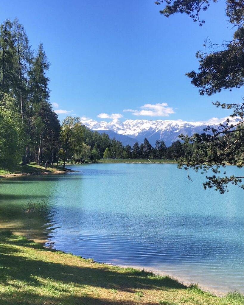 due laghi di coredo e tavon-vista dolomiti di brenta