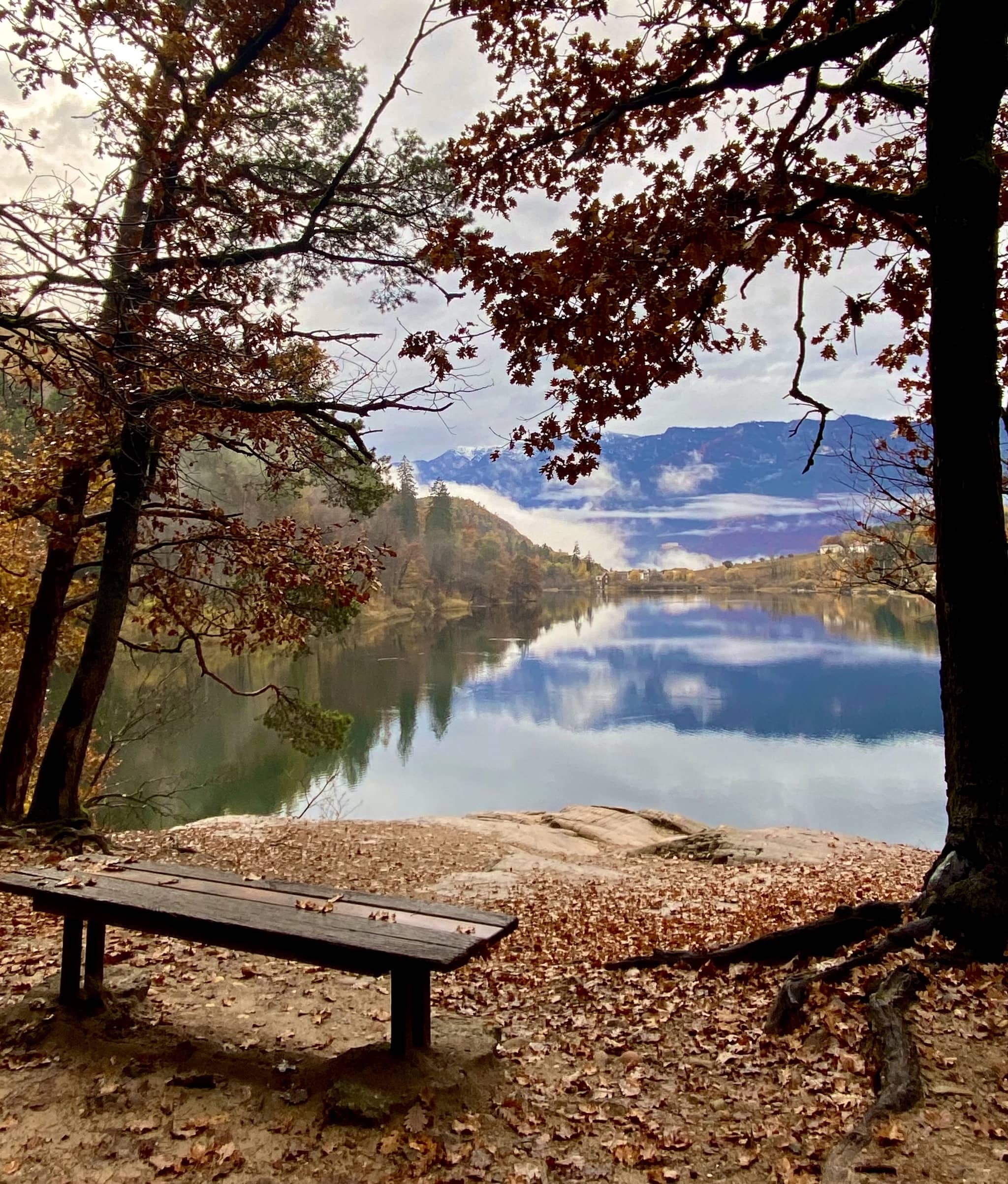 giro dei laghi di monticolo autunno