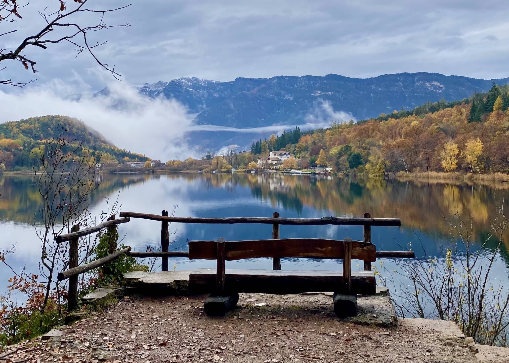 laghi di monticolo autunno