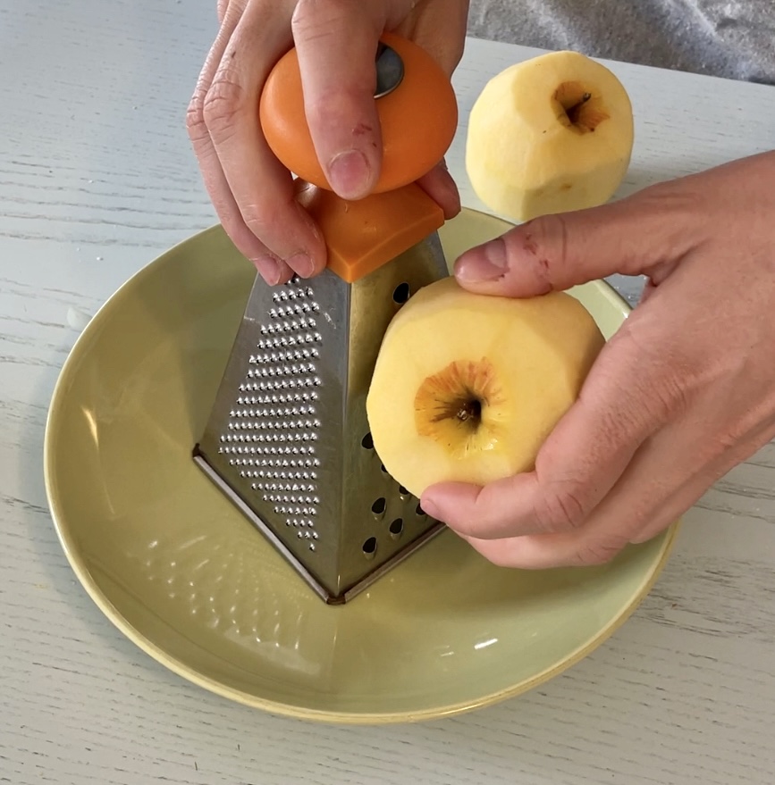 ricetta torta con mele grattugiate