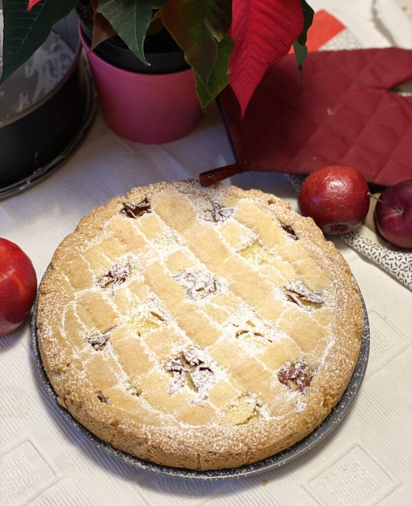 crostata con mele e crema pasticciera