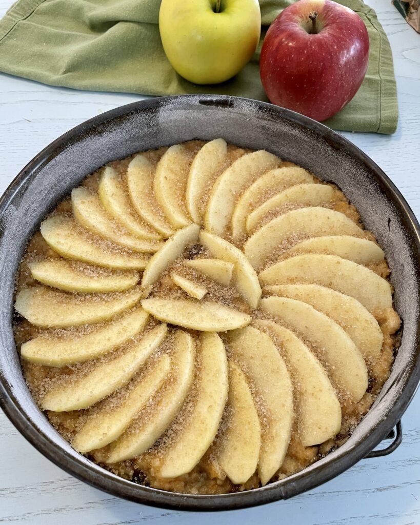 torta di mele e pane raffermo