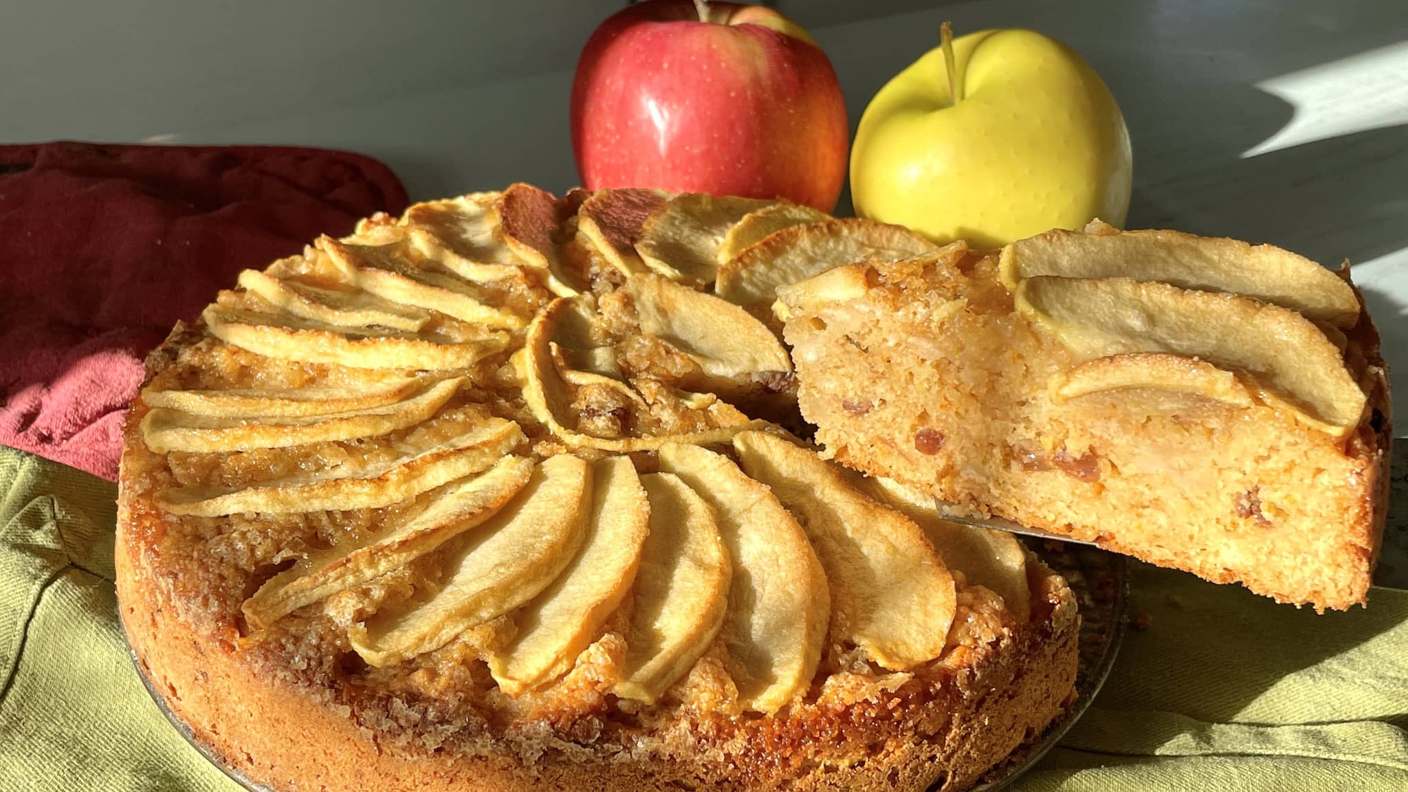 torta di mele e pane raffermo