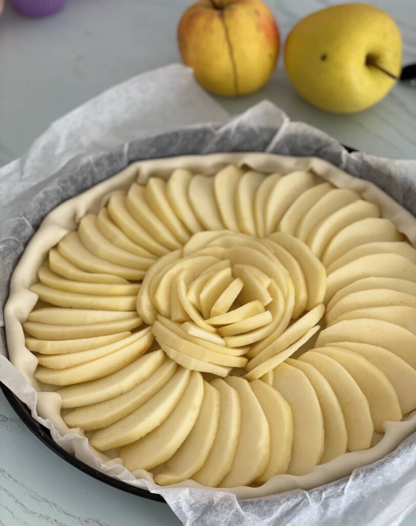 torta di mele e pasta sfoglia