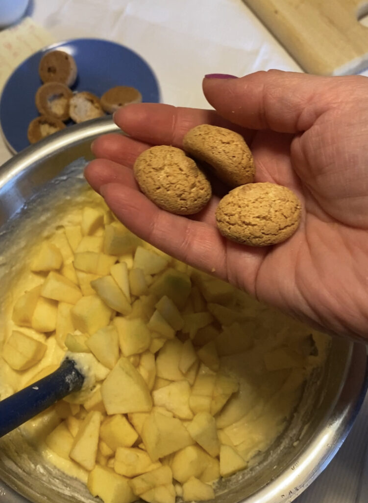 torta di mele ricotta e amaretti