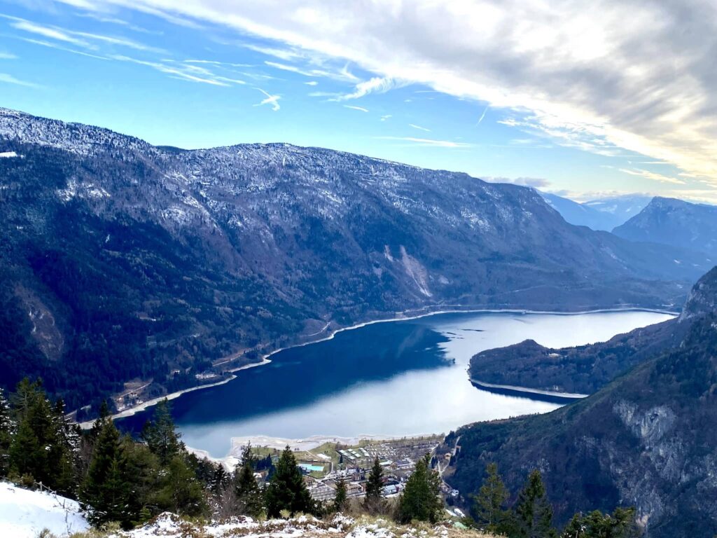 vista sul lago di molveno