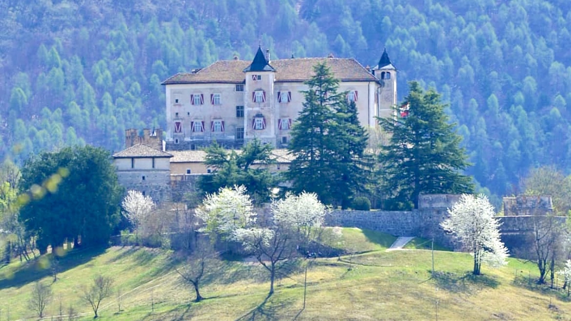 castel thun primavera val di non