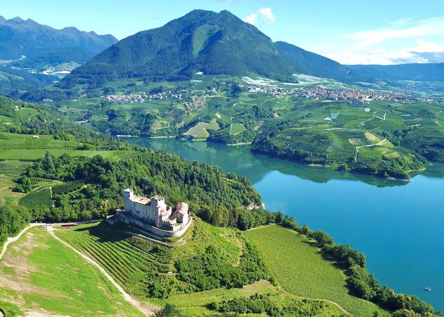 10 posti che devi assolutamente vedere in Val di Non 10 posti che devi assolutamente vedere in Val di Non