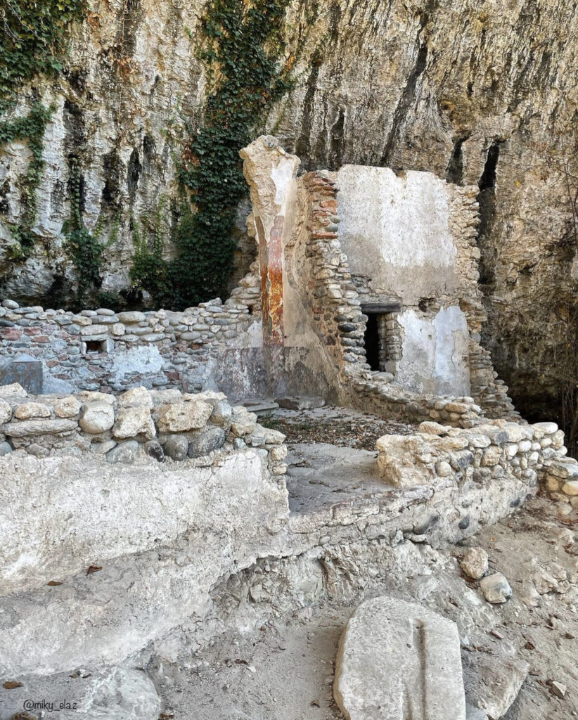 ruderi eremo di santa giustina