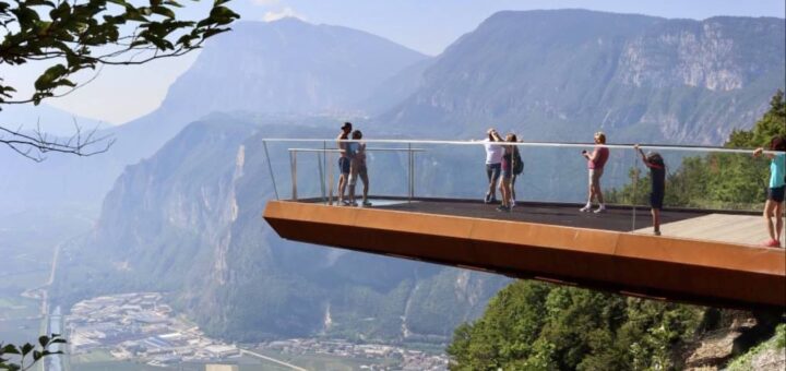 skywalk mezzocorona