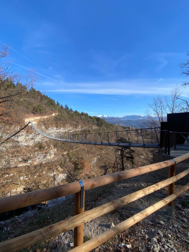 ponte sospeso di mezzocorona